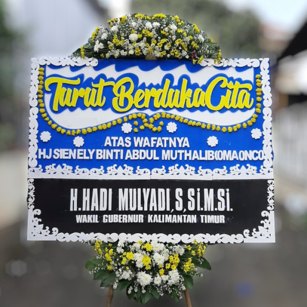 Karangan Bunga Duka  di Toba Samosir